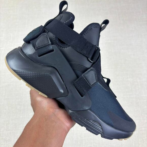 🎓 2018 Nike Air Huarache City “Black Gum” 10W